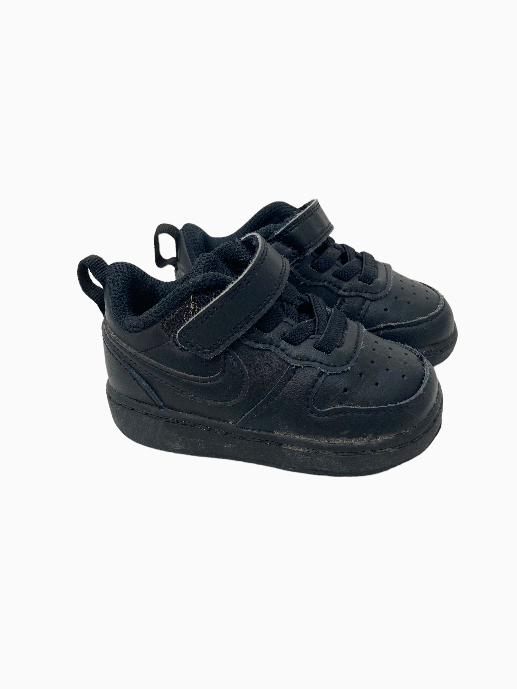 Tweedehands schoenen van Nike in maat 19 • Restory